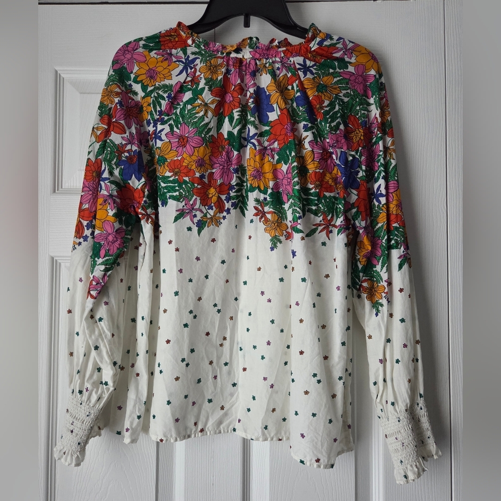 Talbots Blossful Floral Smocked Cuff Blouse Size LP - Picture 8 of 12